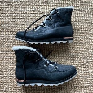 Sorel Women's Leather Lace Up Booties